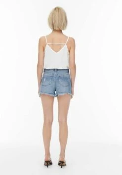 ONLY Jeansshort - Medium Blue Denim 11 ONLY Jeansshort - Medium Blue Denim -ONLY Winkel 0b7a511cf0ae4d488fbe498d6a2e729f