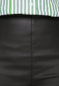 Oncrock Life Coated Skin- Legging - Black 11 Oncrock Life Coated Skin- Legging - Black -ONLY Winkel 0d1c59fae7d64c96b4b24f94d4726f91