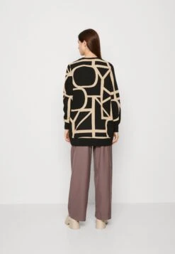 ONLY Onlaudrina Oversize O Neck - Sweater - Black 10 ONLY Onlaudrina Oversize O Neck - Sweater - Black -ONLY Winkel 13d6405cfe9049828a5d3dea04408c6a