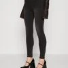 ONLY OnlwauwPush Up - Jeggings - Washed Black -ONLY Winkel 1fcce479f5ff4de8821aa473394d7c6c