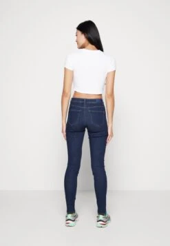 ONLY Onlwauw - Jeans Skinny Fit - Dark Blue Denim 10 ONLY Onlwauw - Jeans Skinny Fit - Dark Blue Denim -ONLY Winkel 20dc6a96907248dd892937fca434d768