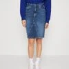 ONLY Onlnorma Pencil Skirt - Jeansrok - Light Blue Denim -ONLY Winkel 21565c9cd3894b05927d42ba886fee50