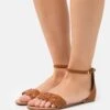 ONLY Shoes Onlfeli Backcounter - Sandalen - Brown