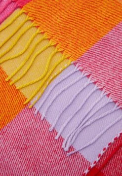 ONLY Onlannalicheck Scarf - Sjaal - Fuchsia Purple -ONLY Winkel 367db9841b0142089665496c7421abdc