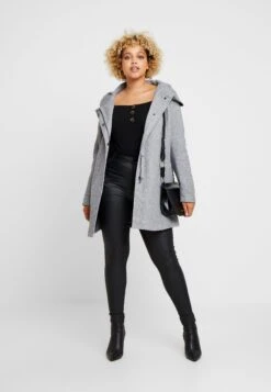 ONLY CARMAKOMA Carsedona Light Coat - Halflange Jas - Light Grey Melange -ONLY Winkel 37709f8ef903447e81c64e5f5f8cc95b