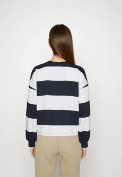 ONLY Onljoana O Neck - Sweater - Night Sky -ONLY Winkel 3faea948886a48fb9adc39bd9702cd0a