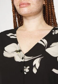 ONLY CARMAKOMA Carluxmille Cap Sl Aop - Jumpsuit - Black -ONLY Winkel 46ff0c236f0f492fabc07c3cb74f1fbc