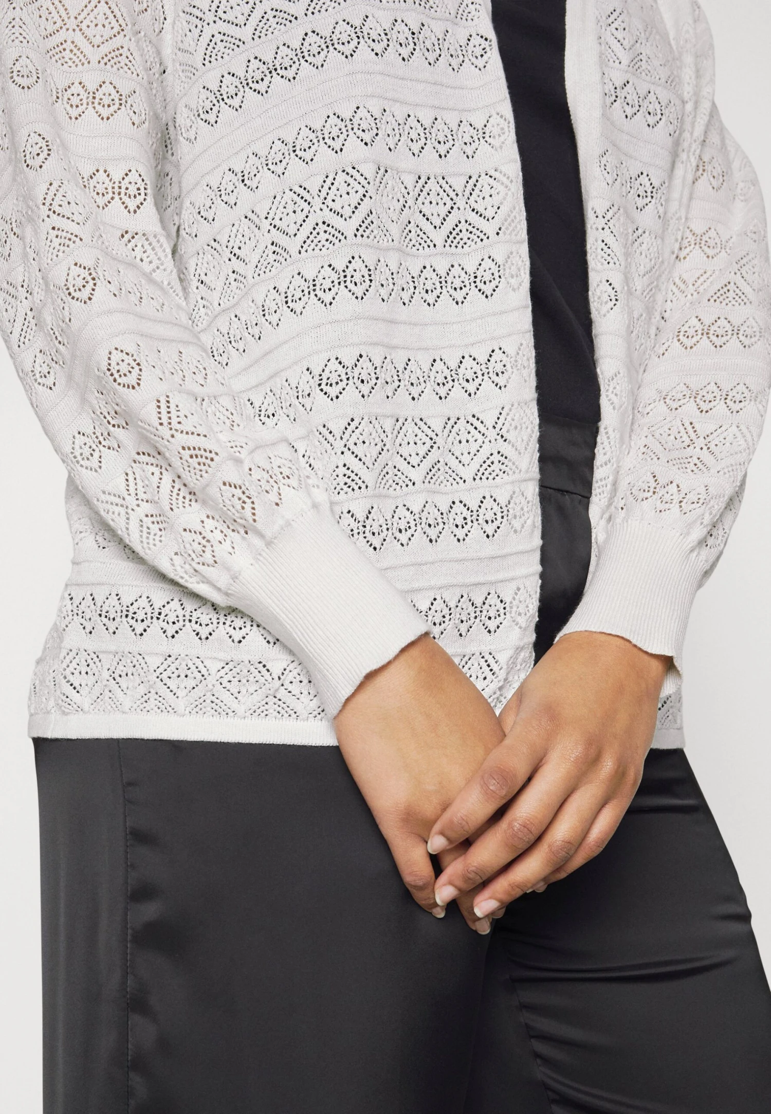 ONLY CARMAKOMA Carleana Open Cardigan - Vest - Cloud Dancer 7 ONLY CARMAKOMA Carleana Open Cardigan - Vest - Cloud Dancer - Afbeelding 5