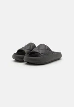 ONLY Shoes Onlmave Pool Slide - Badslippers - Black -ONLY Winkel 4993b5aec5f149bfb50e13a942a20816