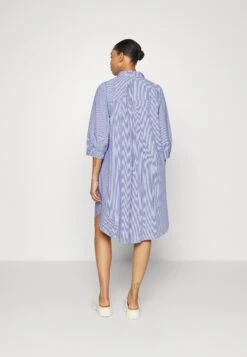 ONLY CARMAKOMA Carviggis - Blousejurk - Dazzling Blue/White -ONLY Winkel 4cc28bd992904223a4ffd351abf93237
