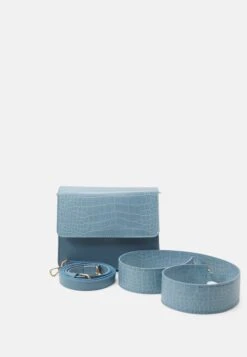 ONLY Onlsarah Cross Body Bag - Schoudertas - Blue Fog -ONLY Winkel 5260ca395d5c46d7bb8ae354ce5f433b