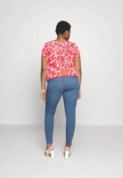 ONLY CARMAKOMA Carkila-Hiris Hw Sk Dnm Pimbox - Jeans Skinny Fit - Light Blue Denim -ONLY Winkel 5a8f2e0a5935474187e0558ba729efcc