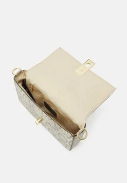 ONLY Onlnaomi Cross Body Bag- Schoudertas - Sand 9 ONLY Onlnaomi Cross Body Bag- Schoudertas - Sand -ONLY Winkel 5af384860b634a8e8f3dd35e79711775