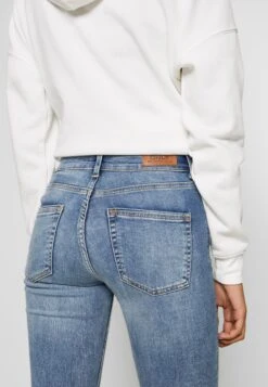 ONLY Jeans Skinny Fit - Light Blue Denim 11 ONLY Jeans Skinny Fit - Light Blue Denim -ONLY Winkel 5b0adca1f7b84f98b2c6b0e83b55fdaf