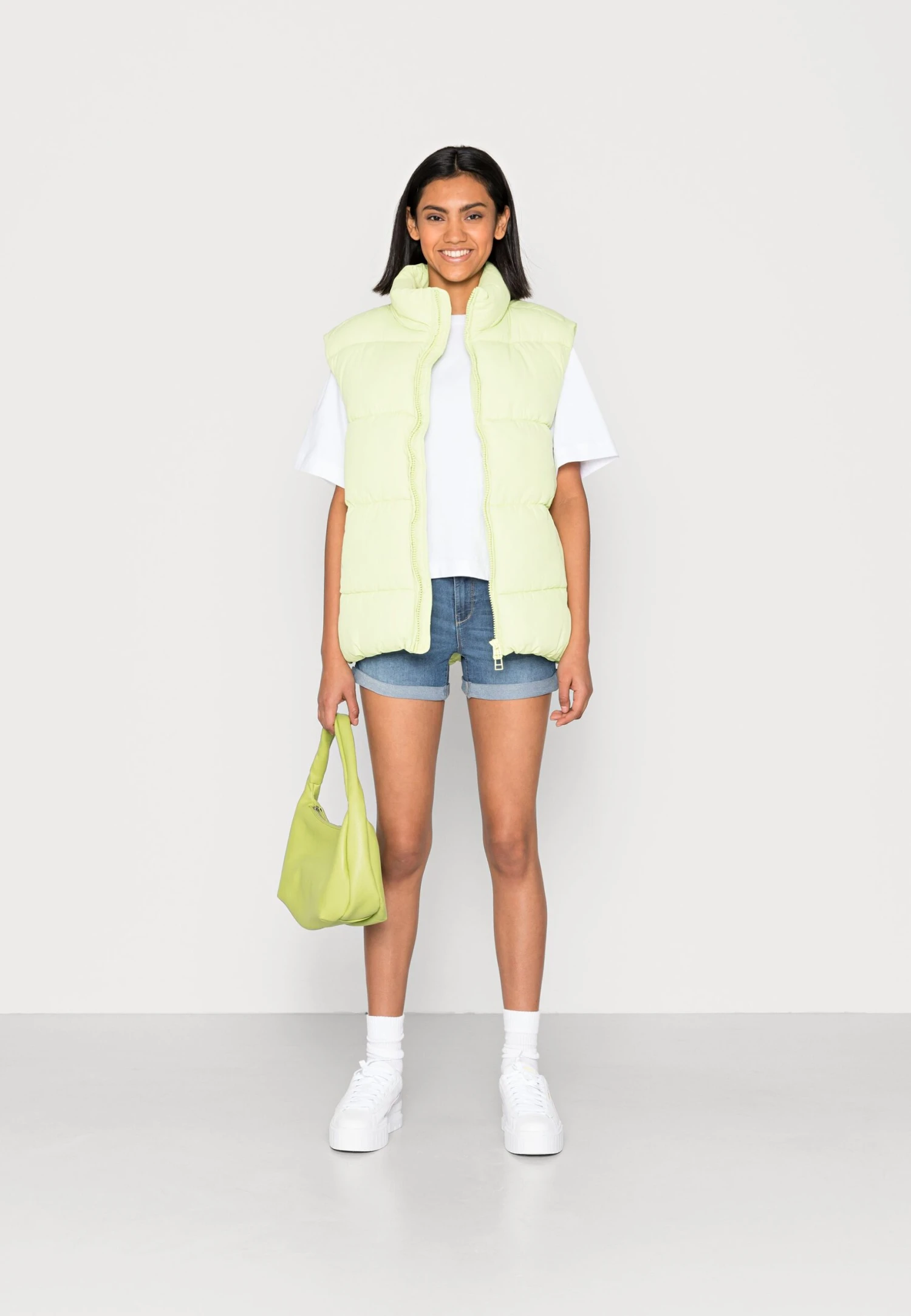 ONLY Onlcarmen Wide - Jeansshort - Light Blue Denim 4 ONLY Onlcarmen Wide - Jeansshort - Light Blue Denim - Afbeelding 2