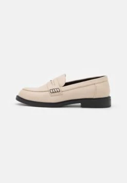 ONLY Shoes Onllux Loafer - Instappers - Off-White 9 ONLY Shoes Onllux Loafer - Instappers - Off-White -ONLY Winkel 76699fa6f9b349629ef66f462d54da05