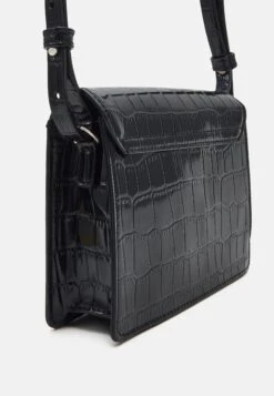 ONLY Onlpenny Cross Body Bag - Schoudertas - Black/Shiny Silver Trim 12 ONLY Onlpenny Cross Body Bag - Schoudertas - Black/Shiny Silver Trim -ONLY Winkel 7715d154ed9c420783b8e07d8831c786