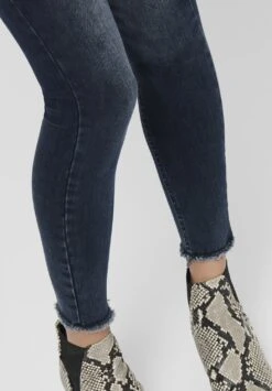 ONLY Onlblush Life Mid Raw- Jeans Skinny Fit - Blue / Black -ONLY Winkel 8aadf679b7d641d3b08e60122cadae84
