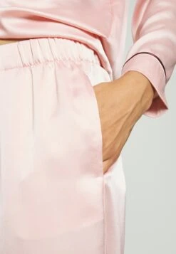 ONLY Onlhannah Nightwear - Pyjama - Rose Smoke -ONLY Winkel 8fb22800fa0a44639fca6e13de4859dd