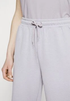 Only Play Onplounge Wide - Trainingsbroek - Gull Gray -ONLY Winkel 939c2cfb77e94d8886388d4f5a5a3a25