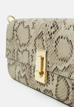 ONLY Onlnaomi Cross Body Bag- Schoudertas - Sand 11 ONLY Onlnaomi Cross Body Bag- Schoudertas - Sand -ONLY Winkel a2b6dd6ab6d4463a9b0dd6b8058f6e3d