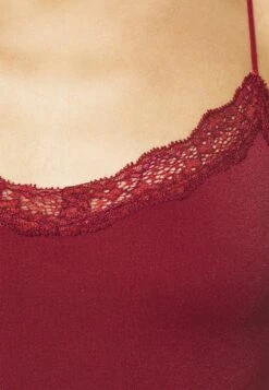 ONLY Onlvicky Seamless Cropped - Hemd - Cabernet -ONLY Winkel a9afaa735ab642ed86001d86a9145055