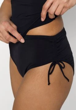 ONLY Onlfreya Tankini Set - Bikini - Black 14 ONLY Onlfreya Tankini Set - Bikini - Black -ONLY Winkel ae54b7c302bd41d2976857d397e3814d