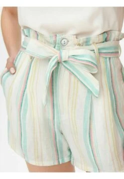 ONLY Shorts - Cloud Dancer -ONLY Winkel af5395617c56484298411dca0130a639