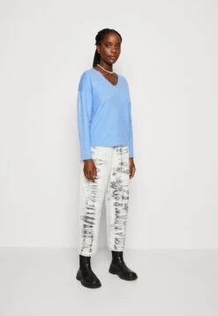 ONLY Onlrica Life V Neck- Trui - Provence Melange 9 ONLY Onlrica Life V Neck- Trui - Provence Melange -ONLY Winkel afe596d5996f4dcfb763a11b5387f5fc