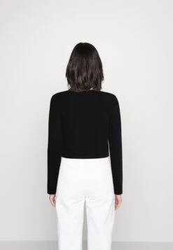 ONLY Onlmelina Oring - Longsleeve - Black -ONLY Winkel bf4f4e08e519475e9fe72996945cdd9e