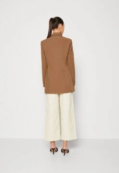 ONLY Onlmaia Long Cc Tlr - Blazer - Cub -ONLY Winkel d1296bd8a10745e7b9c88dacc81370c2