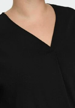 ONLY CARMAKOMA Curvy V-Ausschnitt - T-Shirt Basic - Black 12 ONLY CARMAKOMA Curvy V-Ausschnitt - T-Shirt Basic - Black -ONLY Winkel d2e96cc02a0d4a88902f74de931156c8