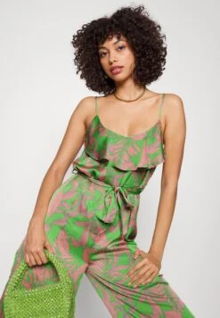ONLY Onlchelsea Strap - Jumpsuit - Green, Multicolor 11 ONLY Onlchelsea Strap - Jumpsuit - Green, Multicolor -ONLY Winkel d4baf52d6fa84396a6e52316314d1dc3