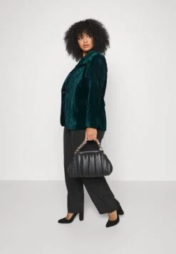 ONLY CARMAKOMA Carmanya Velvet- Blazer - Ponderosa Pine -ONLY Winkel d755edc4715044b58f97787e28325d6e