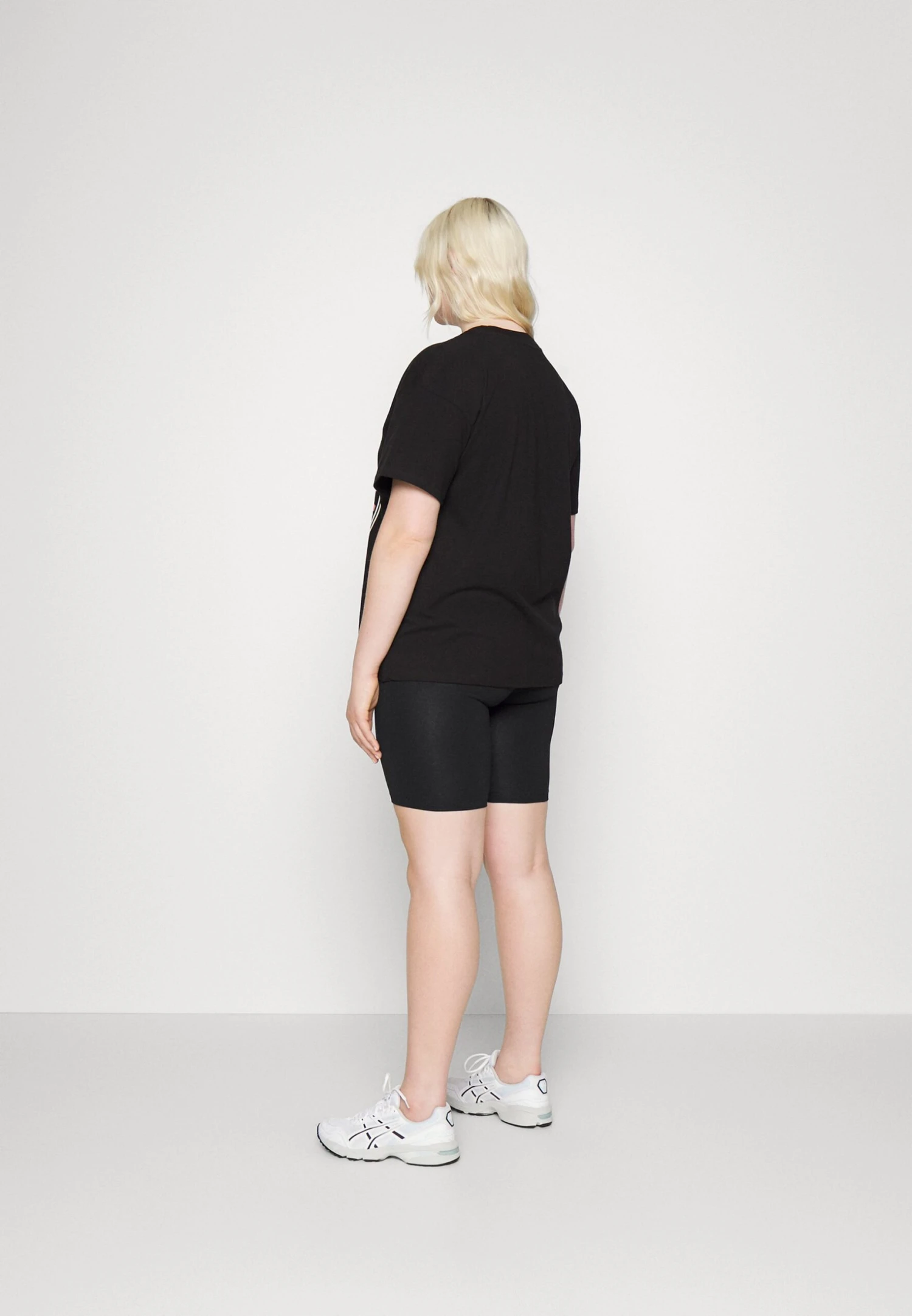 ONLY CARMAKOMA Cartime Life Time 2 Pack - Shorts - Black 5 ONLY CARMAKOMA Cartime Life Time 2 Pack - Shorts - Black - Afbeelding 3