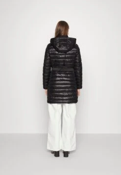 ONLY Onlscarlett Quilted Belted Coat- Winterjas - Black -ONLY Winkel e6247f033909428ba77530f1e683f456