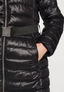 ONLY Onlscarlett Quilted Belted Coat- Winterjas - Black -ONLY Winkel e647c143b05344c2a9b69e90bbbe3581