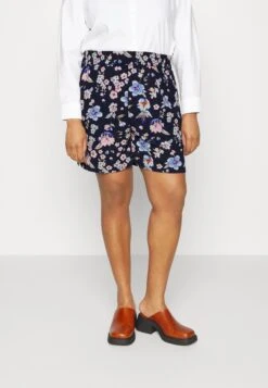 Oncnova Lux - Shorts - Sky Captain Iris