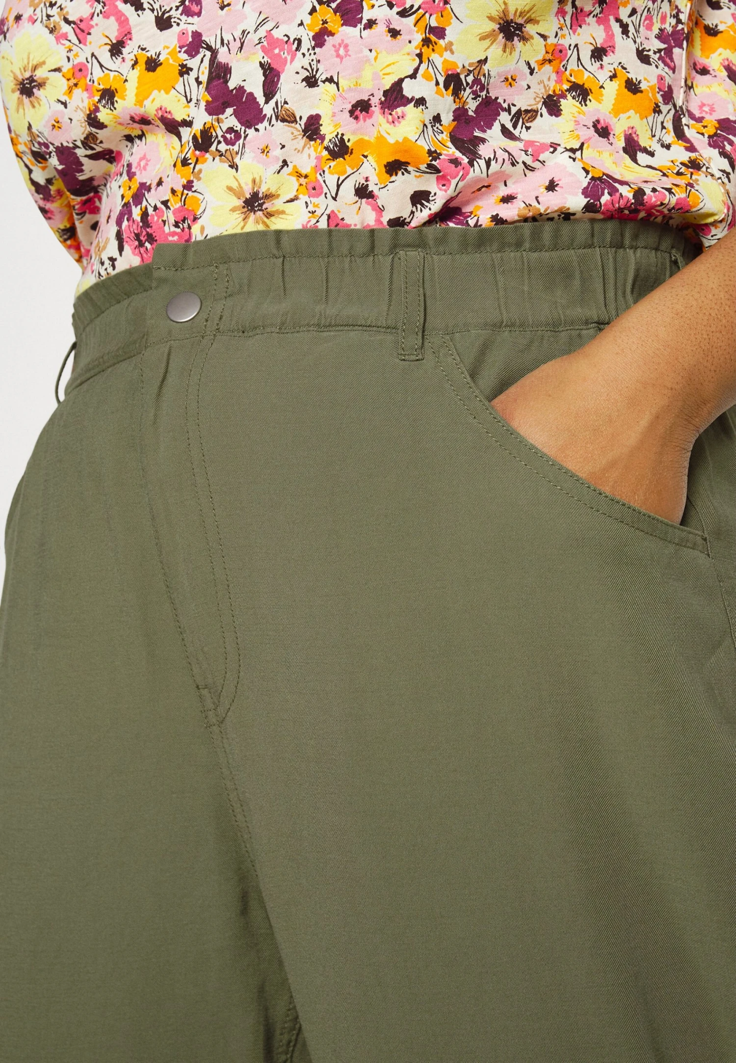 ONLY CARMAKOMA Carova Caro Life Carrot - Broek - Four Leaf Clover 7 ONLY CARMAKOMA Carova Caro Life Carrot - Broek - Four Leaf Clover - Afbeelding 5