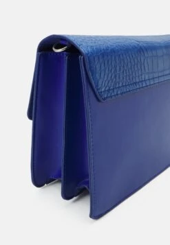 ONLY Onlsara Big Crossover Bag - Schoudertas - Dazzling Blue/Shiny Silver-Coloured 9 ONLY Onlsara Big Crossover Bag - Schoudertas - Dazzling Blue/Shiny Silver-Coloured -ONLY Winkel f952395169b24936903c640e2cf77f05