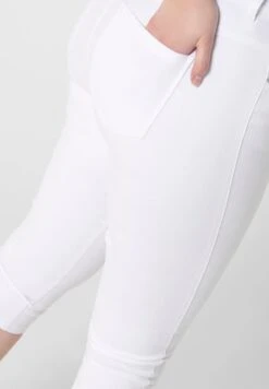 ONLY CARMAKOMA Curvy Caraugusta Life- Jeansshort - White -ONLY Winkel fe11d9dd9e864092b5e728855b6ae9d9